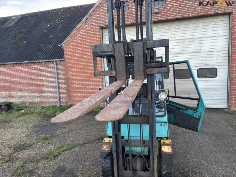 Komatsu FD 25 forklift 54