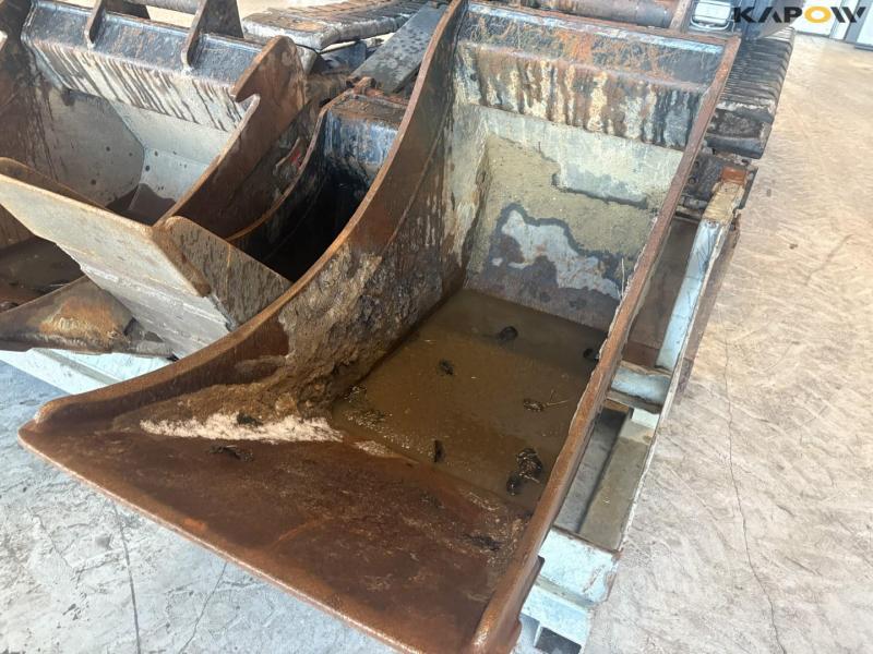 Komatsu PC 138US excavator 9