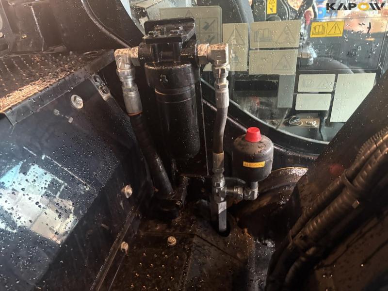 Komatsu PC 138US excavator 36