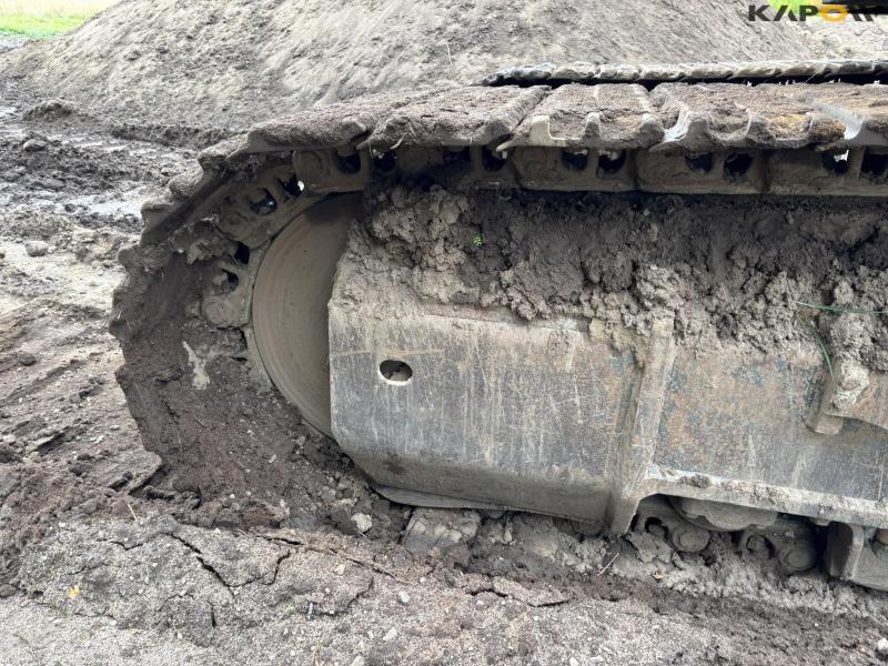Komatsu PC 450 LC-8 excavator 48