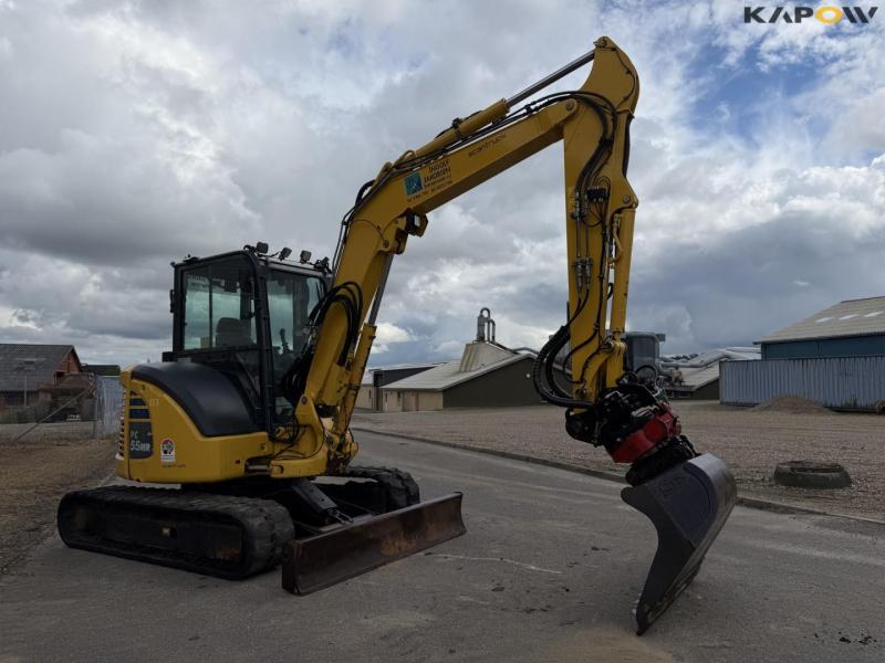 Komatsu PC55MR excavator with rotary tilt. 3