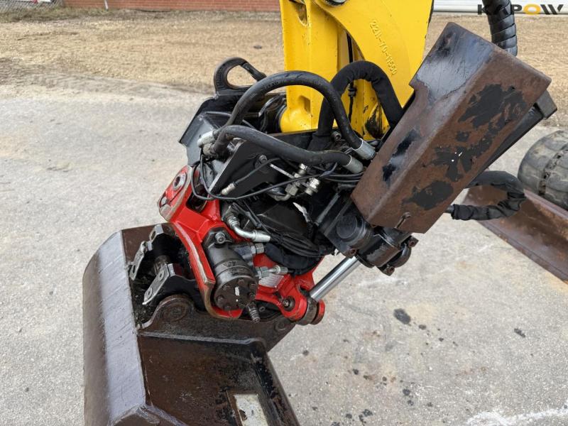 Komatsu PC55MR excavator with rotary tilt. 14