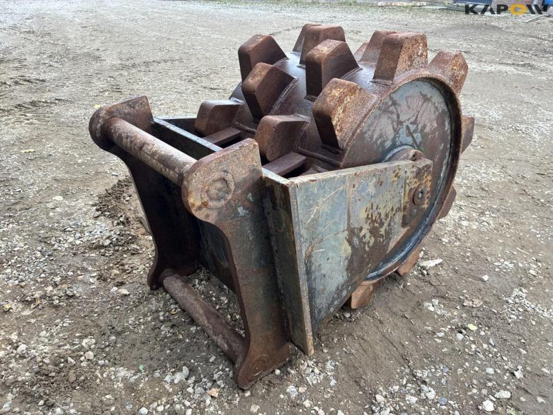 Compaction wheel  4