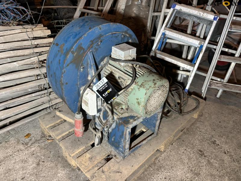 Kongskilde grain blower 1