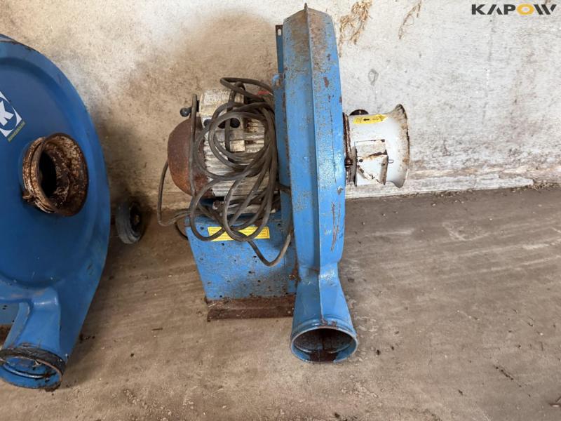 Kongskilde grain blower 4