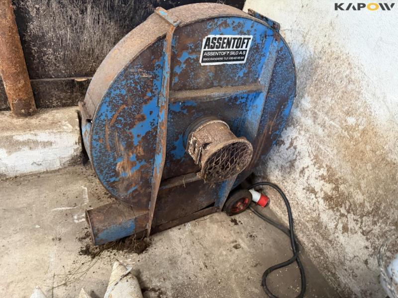 Kongskilde grain blower 29