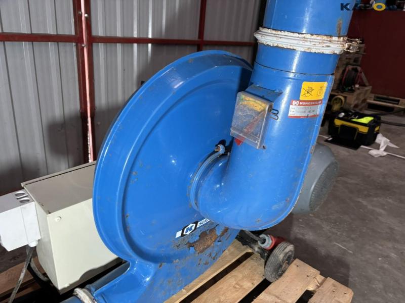 Kongskilde suction/pressure blower 11