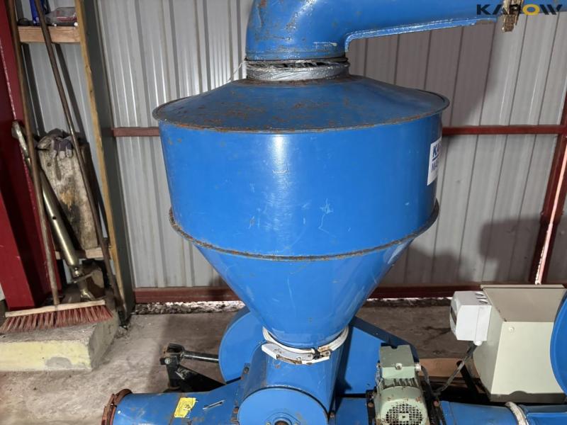 Kongskilde suction/pressure blower 13
