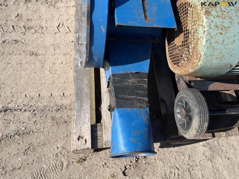 Kongskilde TRL 150/CAD 20 grain blower with pipe 17