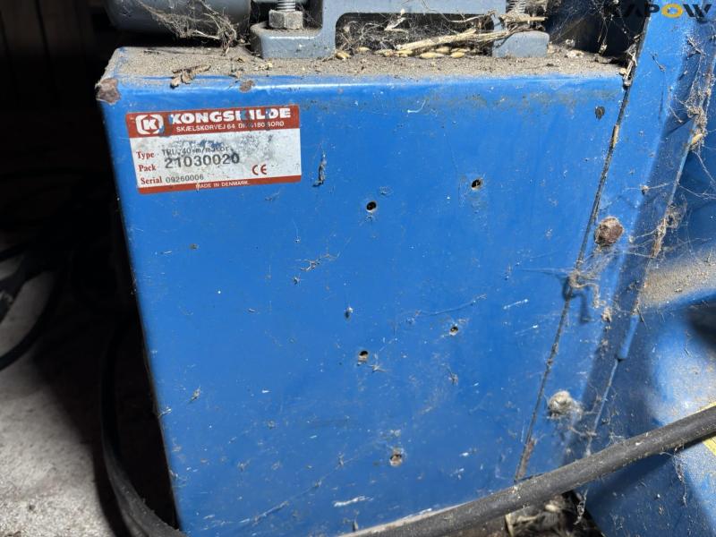 Kongskilde TRL 40 grain blower 4