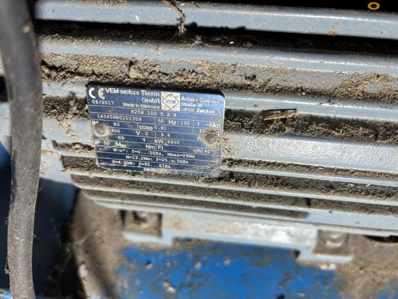 Kongskilde TRL 40 grain blower 8