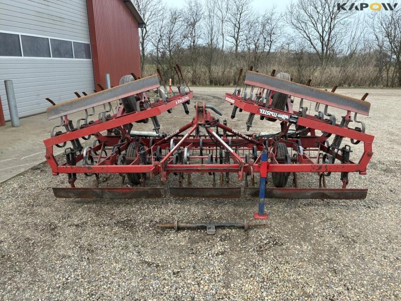 Kongskilde vibro master SGC 33 harrow 2