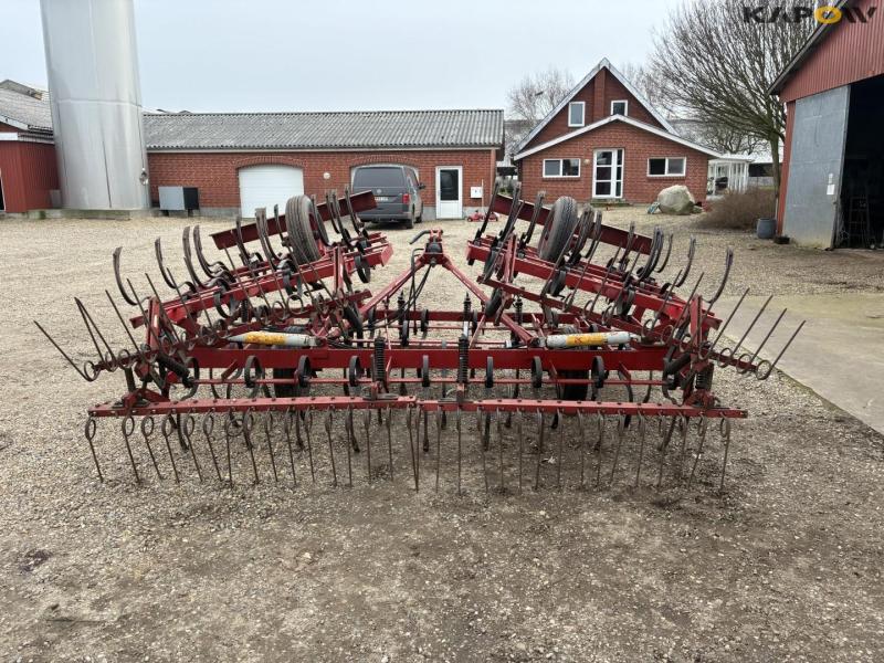 Kongskilde vibro master SGC 33 harrow 5