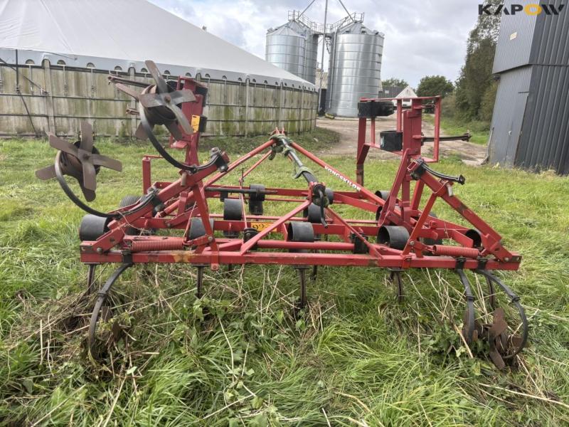 Kongskilde Vibroflex 17-tooth stubble harrow 7