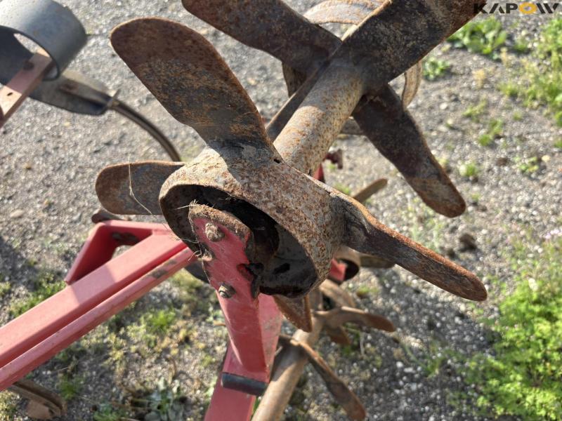 Kongskilde Vibroflex 17 TDS. with spades roller after harrow 35