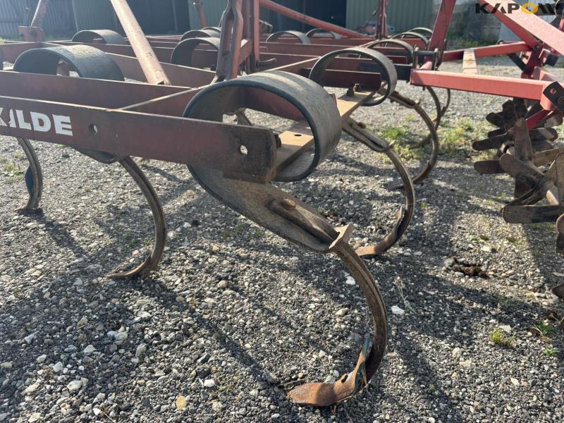 Kongskilde Vibroflex 17 TDS. with spades roller after harrow 41