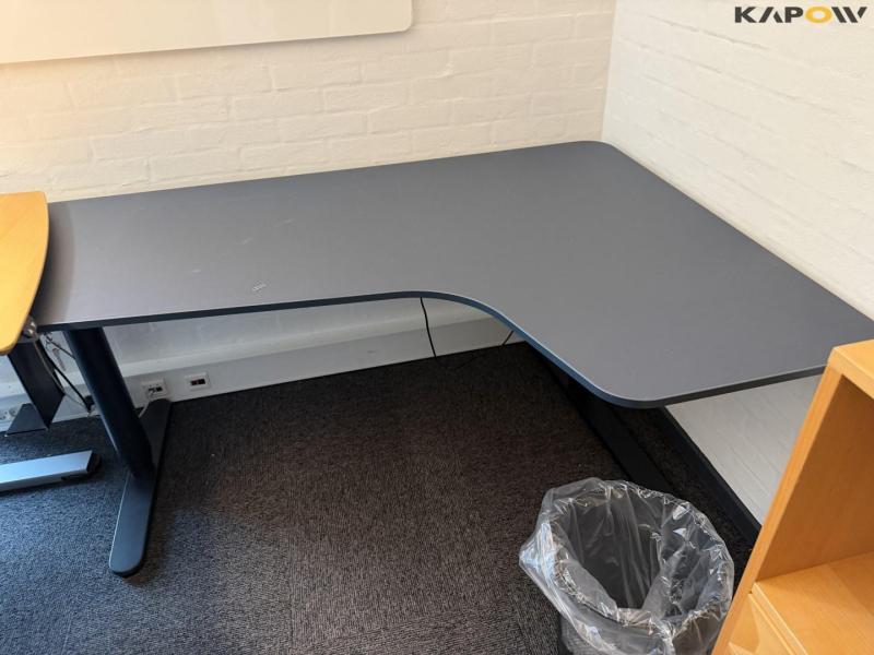 Office furniture 9