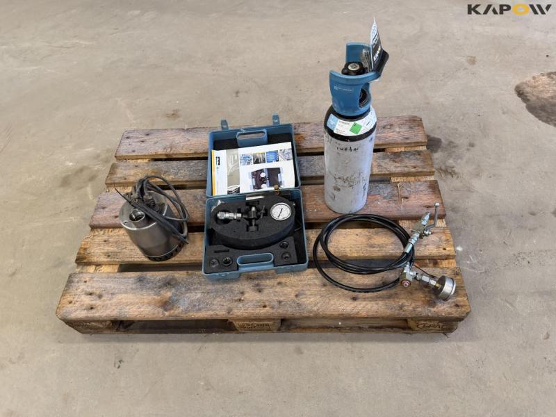 Checking the pressure accumulator 2