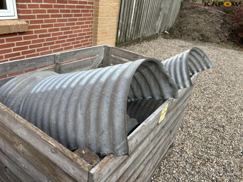 Grain drying channels 8