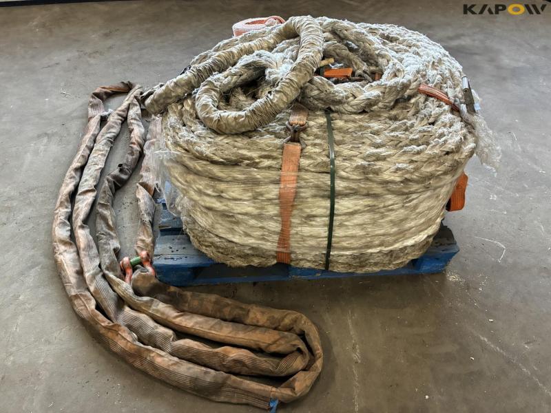 Heavy duty strap and pallet with new rope 1