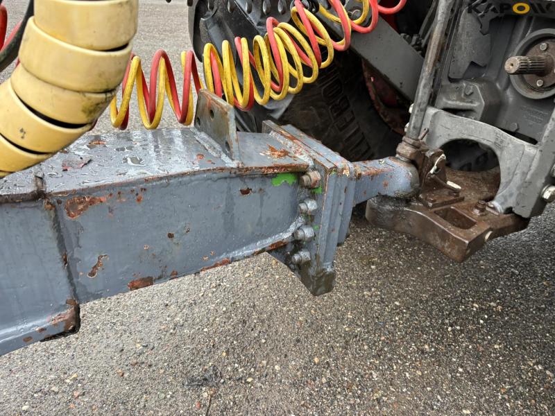 Hooklift truck 3 axles 16