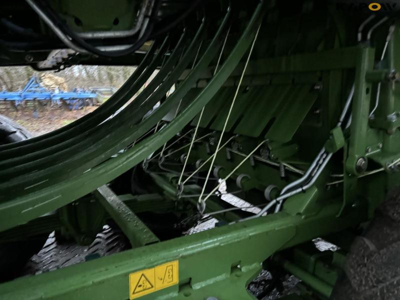 Krone Big Pack 4X4 baler with bale trailer 24