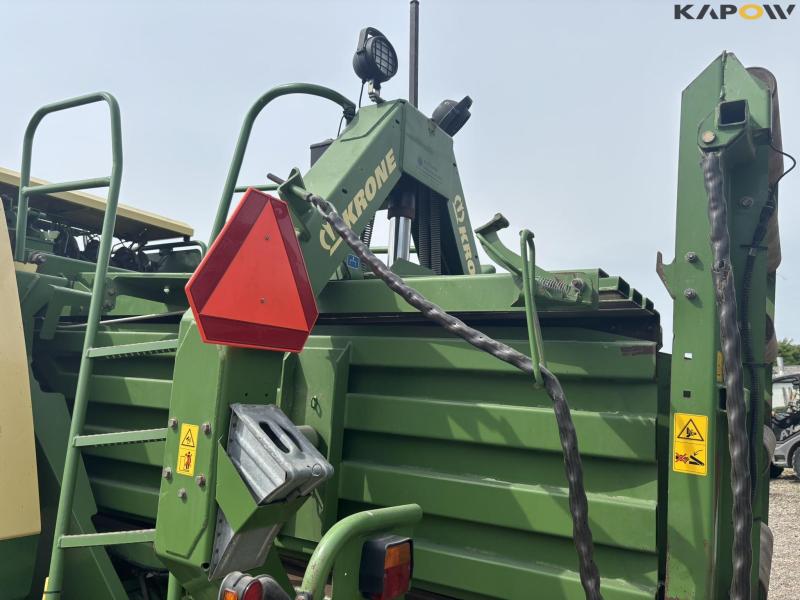 Krone BigPack 890 XC baler 55