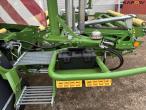 Krone Comprima CF155 XC Plus round baler 34