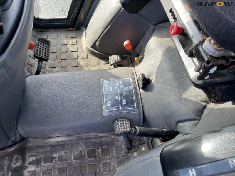 Kubota B2410 compact tractor with sweeper and salt spreader 32