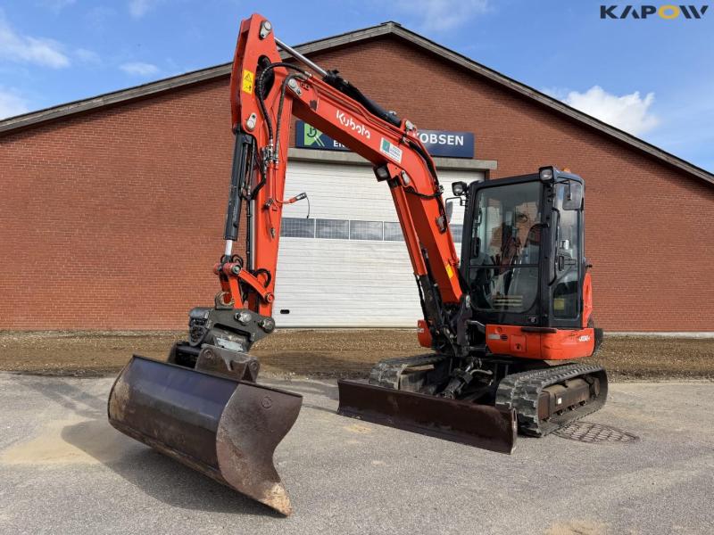 Kubota KX042-4 mini excavator 1
