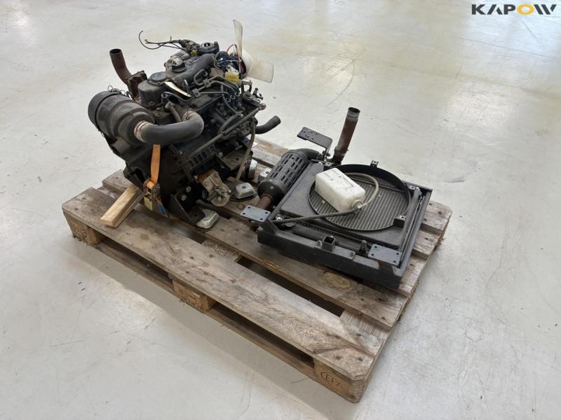 Kubota engine with cooler and exhaust 5