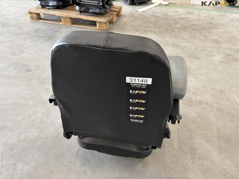 Kubota seat with armrests - new 5