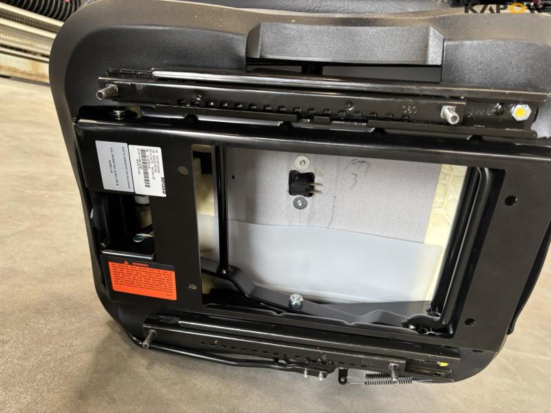 Kubota seat with armrests - new 17