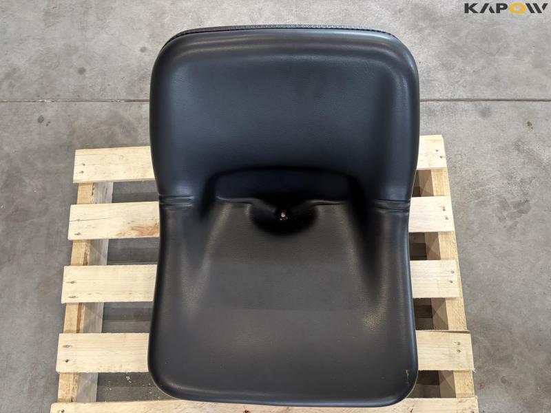 Kubota seat with switch 4