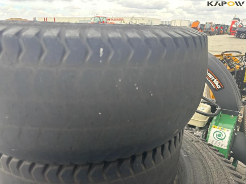 Kubota STV 35 4WD tractor 76