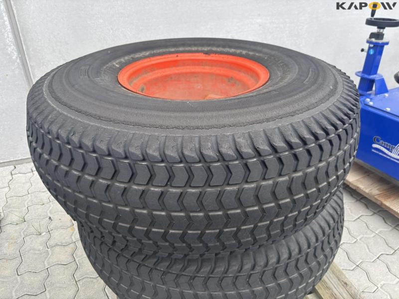 Kubota STV 35 4WD tractor 80