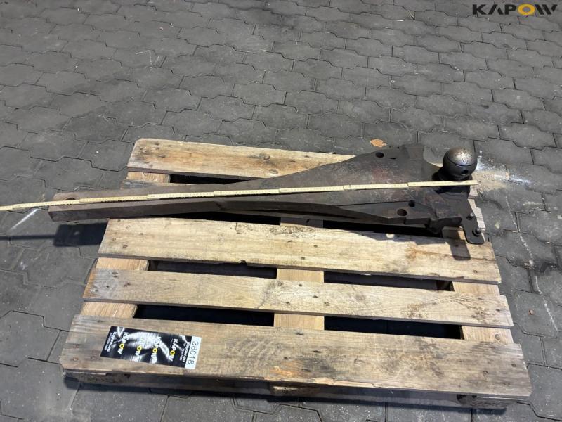Ball hitch 7
