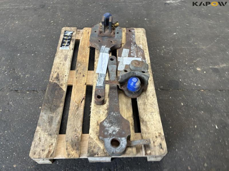 Ball hitch 6