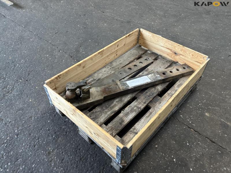 Ball hitch 5
