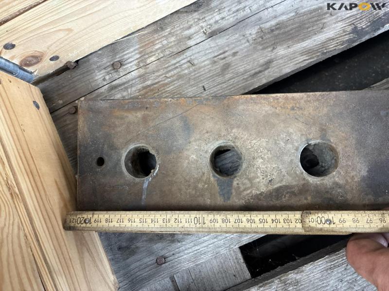 Ball hitch 15
