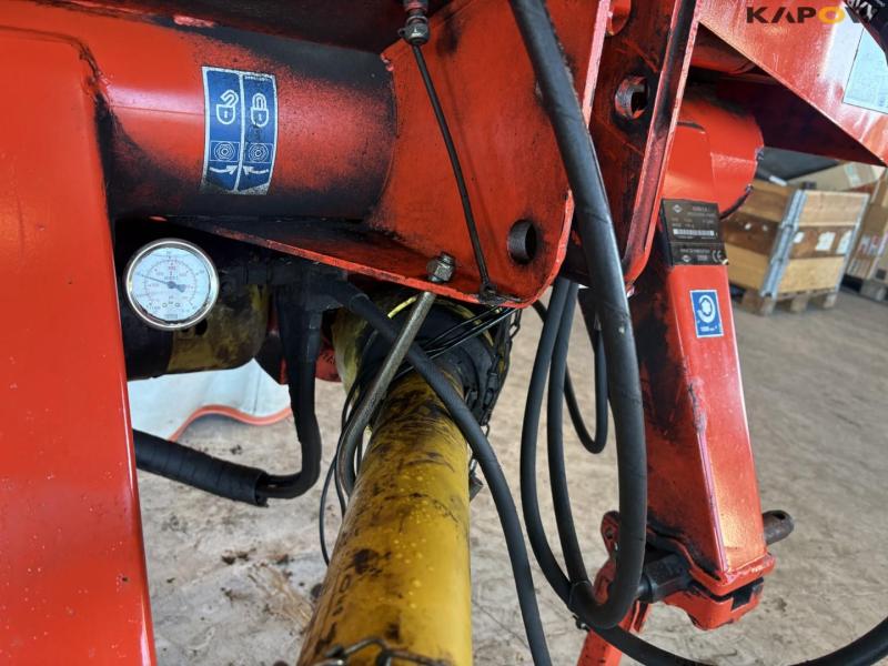 Kuhn FC313 mower 13