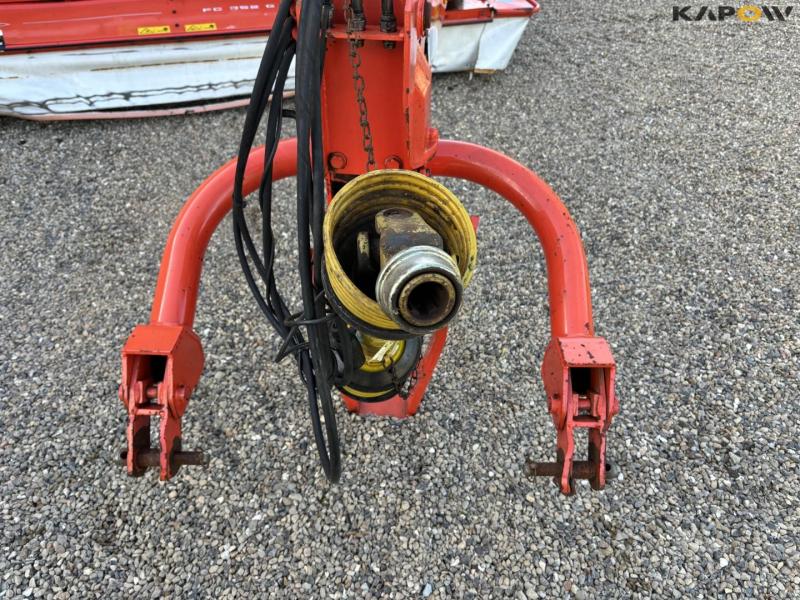 Kuhn FC352G windrower 11