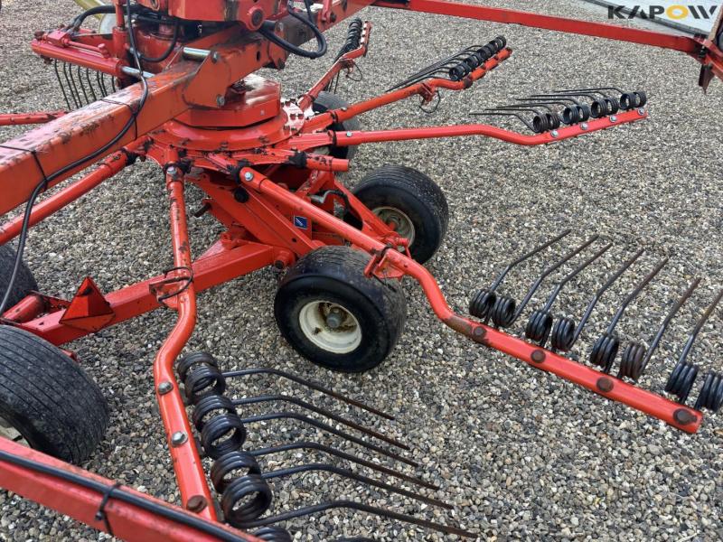Kuhn GA 7822 rotary rake 10