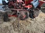 Kuhn GF 13012 DigiDrive tedder 12