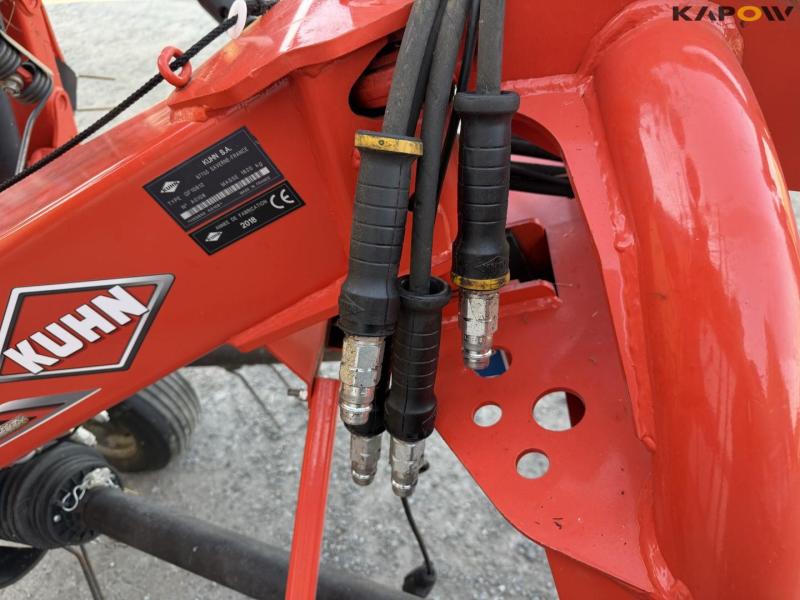 Kuhn GF10812 tedder 30