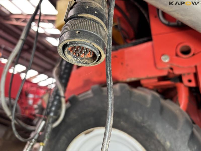 Kuhn HR6004 + TF1500 power harrow seeding set 72