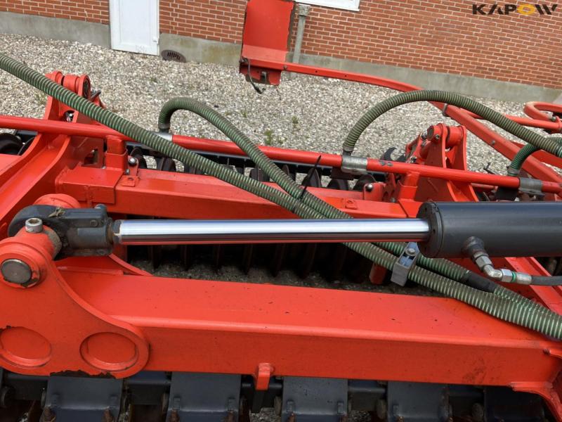 Kuhn Optimer 503 R disc harrow with seed drill 15