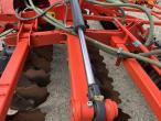 Kuhn Optimer 503 R disc harrow with seed drill 11