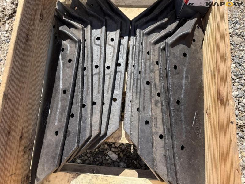 Kuhn plow parts 7