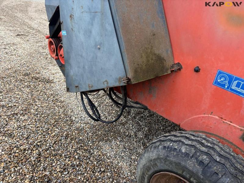 Kuhn PI 3560 straw chopper 24